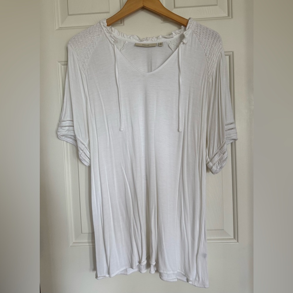Sejour white tie-neck boho tee